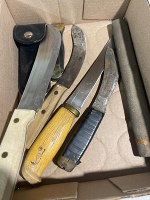 D79-Knife Lot