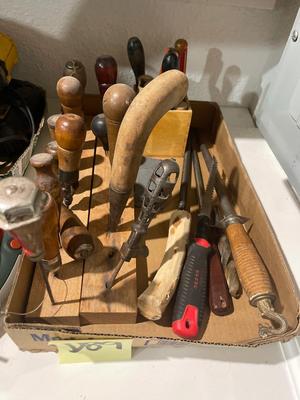 D89-Hand Tools