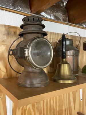D94-Oil lamp plus extras