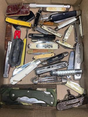 D107-knife collection lot