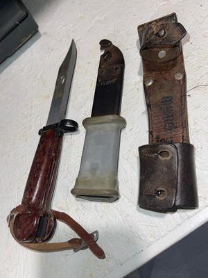 D112-Military Knife