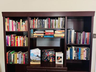 BOOK LOT 150+