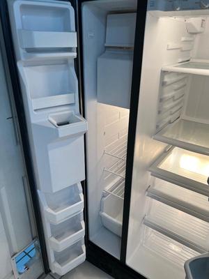WHIRLPOOL Side by Side Refridgerator