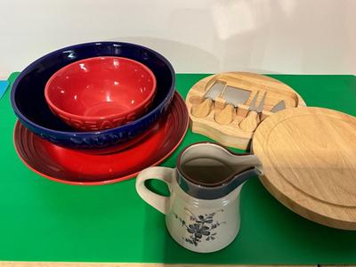 Kitchen items, LeCreuset, Noritake