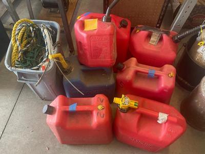 Z109-Rope, cable and gas cans