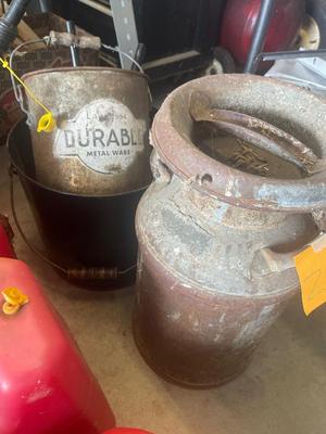 Z110-Milk Can and Old Buckets