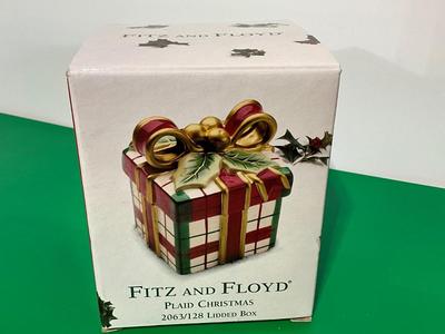 Christmas lot 1