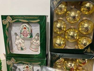 Christmas lot 1