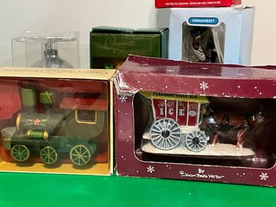 Christmas lot 5