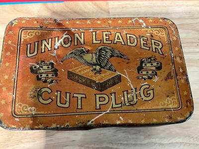 Military Lot with tin