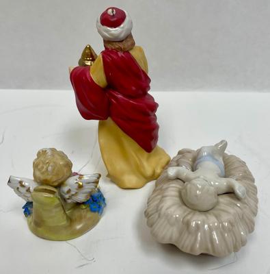 Lot of Figurines - Angel, Baby Jesus, Casper the Magi