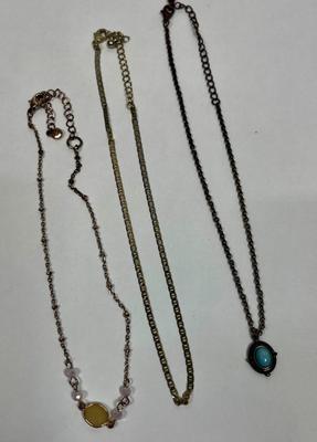 Jewelry Lot - 3 necklaces