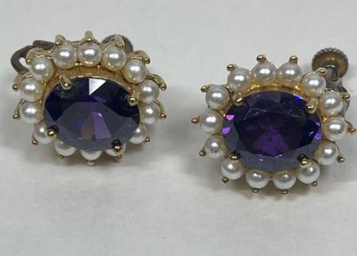 Earrings purple oval stones surrounded by faux pearls fashion jewelry clip-on