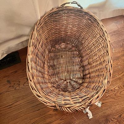 Five Large Baskets (D-MK)