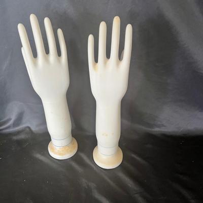 Porcelain Hand Models (D-MK)