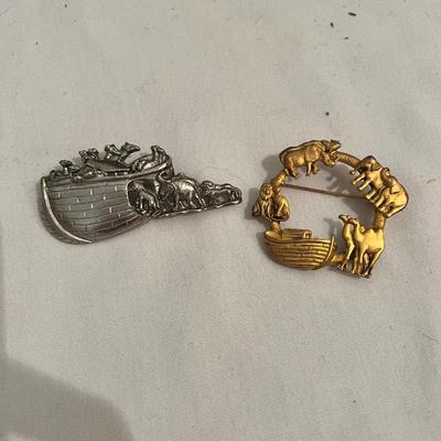 Noah’s Ark Themed Items & More (D-MK)