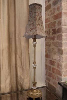 Elegant Table Lamp