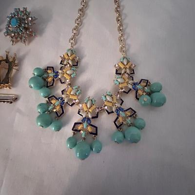 Gold and Turquoise Colored Jewelry (ST-BB)