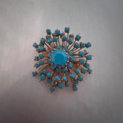 Gold and Turquoise Colored Jewelry (ST-BB)