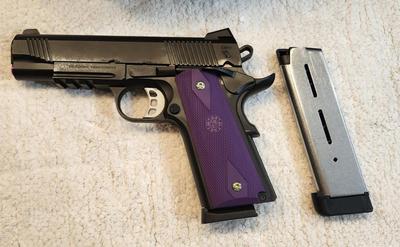 LOCAL PICK UP ONLY ZIG PCS 1911 Tisas Turkiye 45 acp with two magazine and case