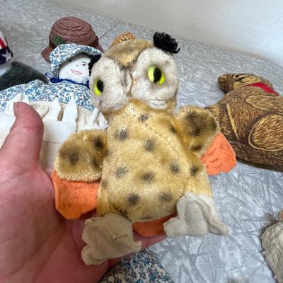 Lot of plush items