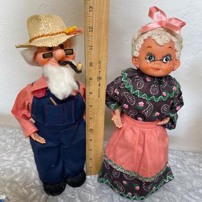 Country doll lot