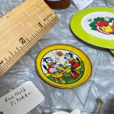 Toy dishes collection