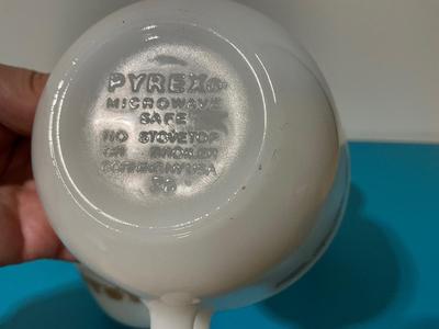 Vintage Pyrex Corning Corelle Milk Glass Butterfly Gold coffee mugs and glass juicer
