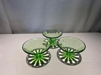 3 Uranium Dessert Cups