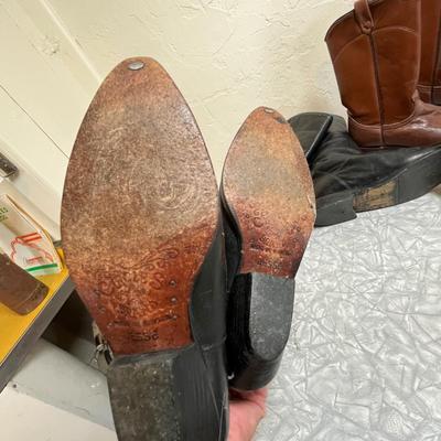 Boots & Shoes