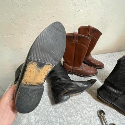 Boots & Shoes