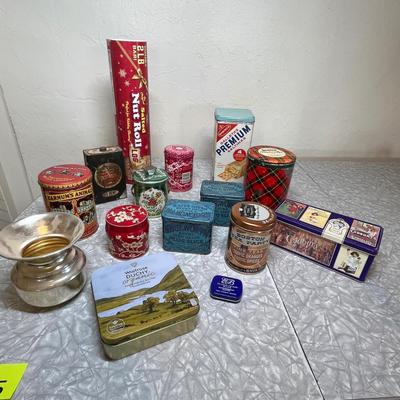 Lot of tins