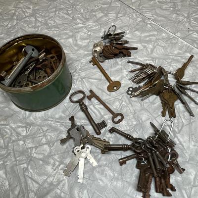 Tin of keys
