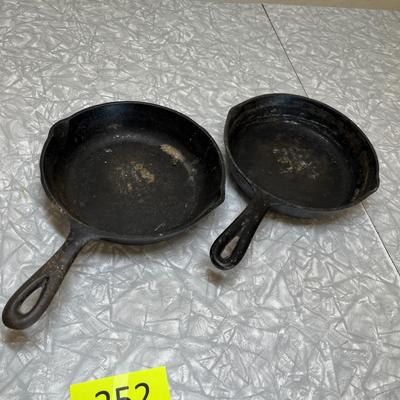 Cast Iron #3 Set of skillets