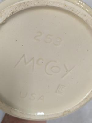 253 McCoy Stoneware Crock With Lid