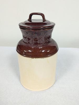 254 McCoy Stoneware Crock With Lid
