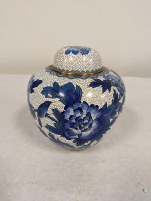 Vintage Chinese Blue & White Enamel Cloisonne Ginger Jar