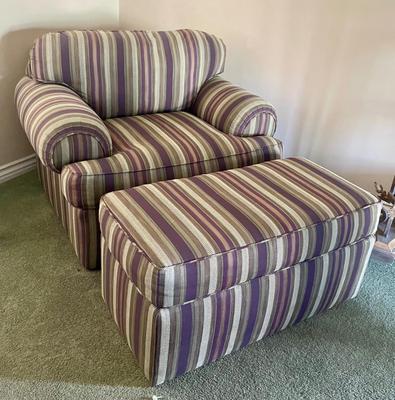 Large Comfy Sofa Chair with Ottoman