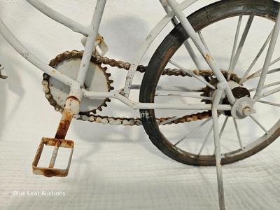 Lot 7: Decorative Small Bicycles