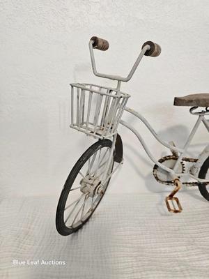 Lot 7: Decorative Small Bicycles