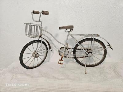 Lot 7: Decorative Small Bicycles