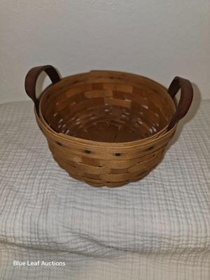 Lot 15: Longaberger Baskets & Small Metal Milk Can