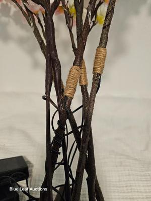 Lot 16: Lot of Misc Artificial Lighted Decorative Foliage