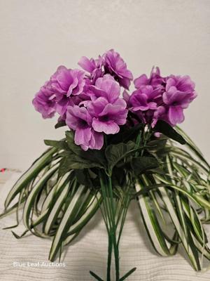 Lot 16: Lot of Misc Artificial Lighted Decorative Foliage