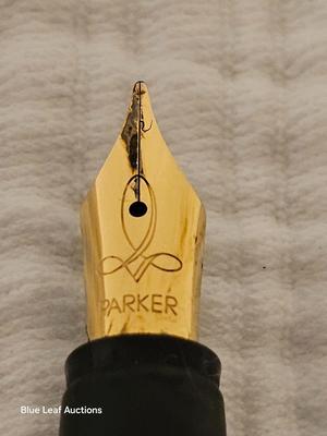 Lot 20: Lot of 2 Vintage Fountain Pens
