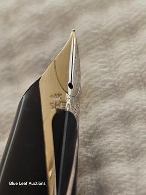 Lot 21: Sheaffer Fountain Pen w/ 14kt Gold Nib