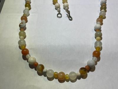Vintage Fashion Glass Bead Necklace 34" in Good Preowned Condition as Pictured.