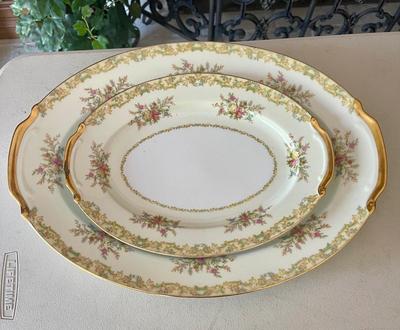 Noritake 3914 Lilac Japan china set in very good condition