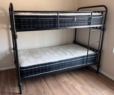 Lot 27: Twin Bunk Beds