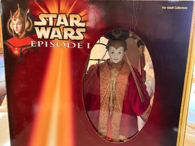 Collectible In Box Queen Amidala Star Wars Doll